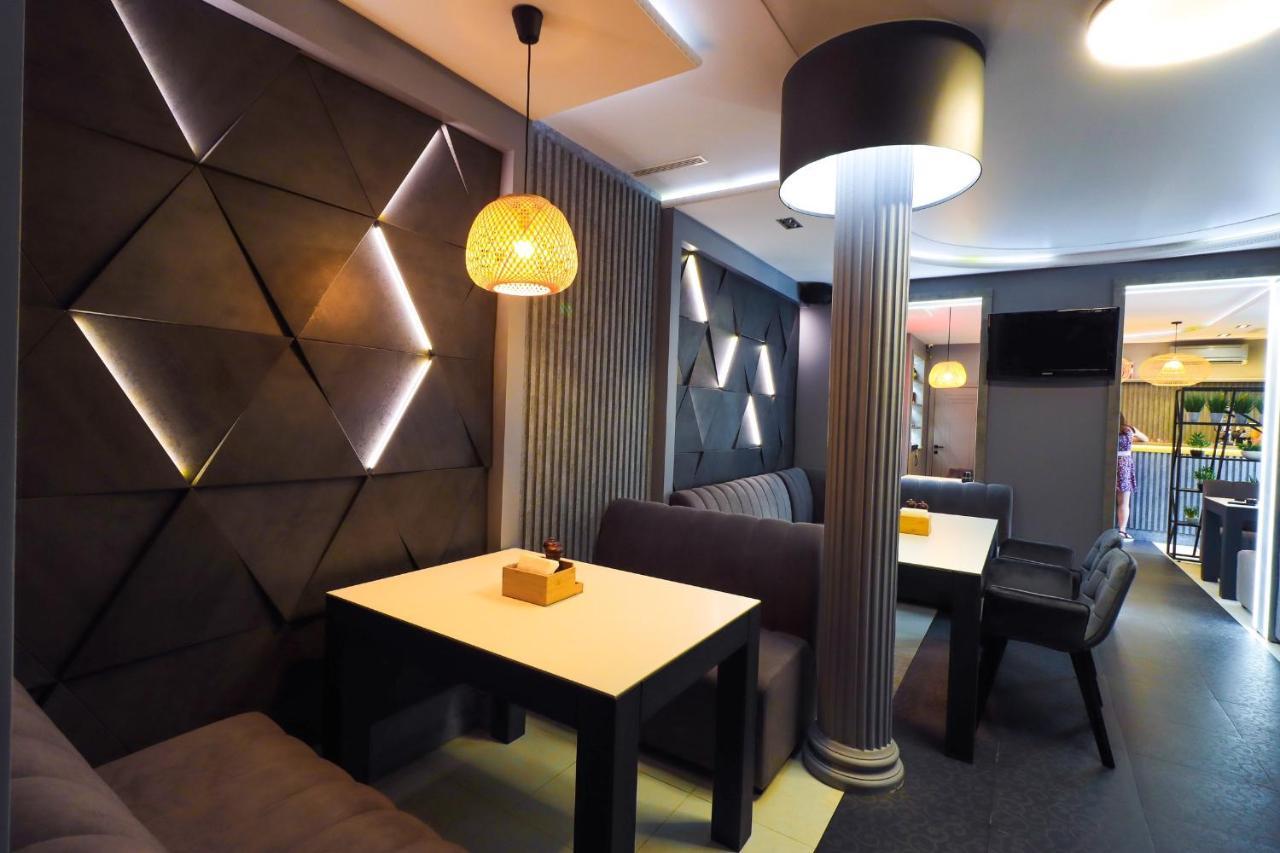 Altin Palace Comrat Экстерьер фото